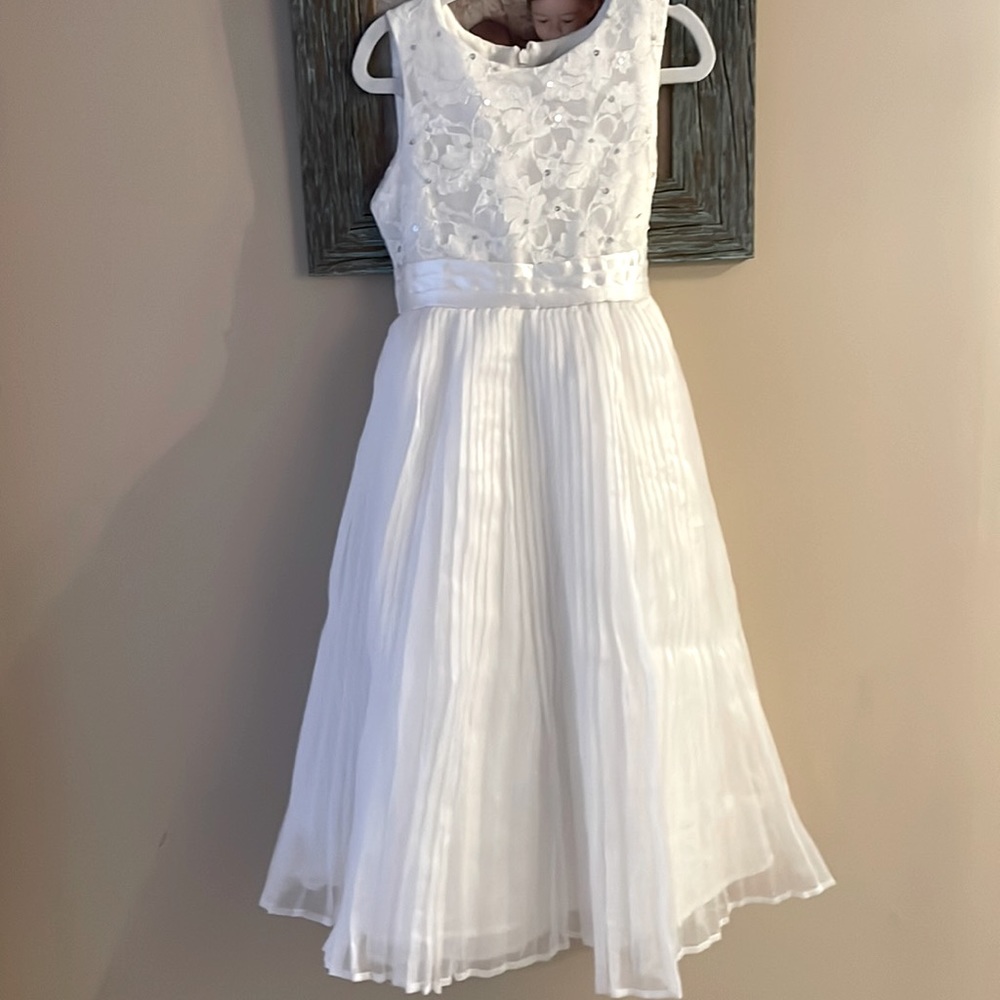 Flower girl or communion dress